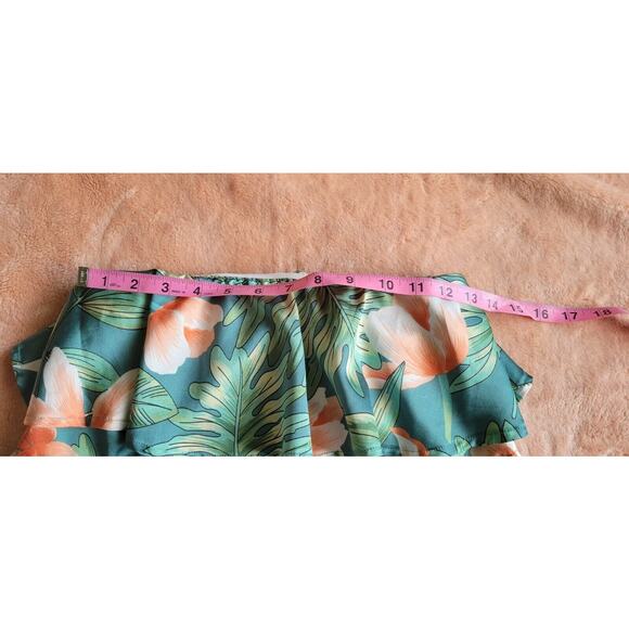 Beautiful beach maxi dress strapless hawaaiian with high slits and ruffles - Picture 6 of 7